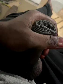 Snapshot of tamil000000 chatting on 11.05.25 tamil000000 online show from 11.05.25