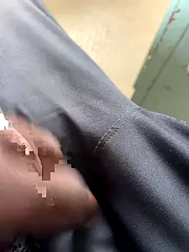 Snapshot of tamil000000 chatting on 11.08.25 tamil000000 online show from 11.08.25