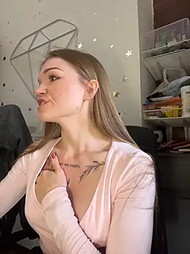 KitteCat online show from 11.18.25