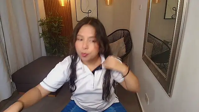 Sharlotte Milk online show from 09.22.25