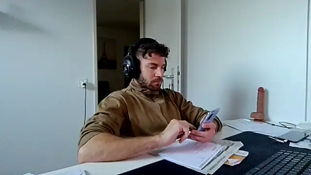 alpha-hunk online show from 03.13.26