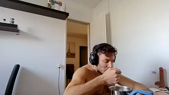 alpha-hunk online show from 04.03.26