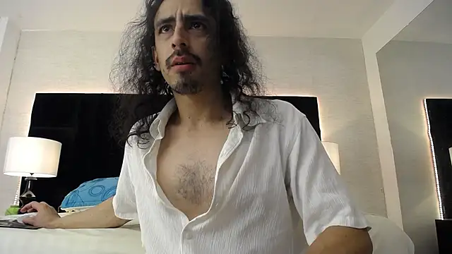 Sr Magnus  online show from 02.18.25