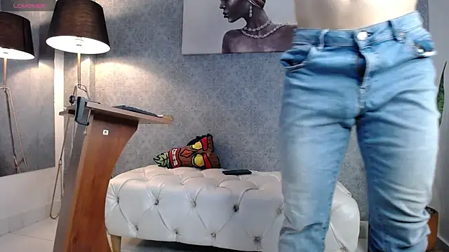 Sr Magnus  online show from 03.17.25