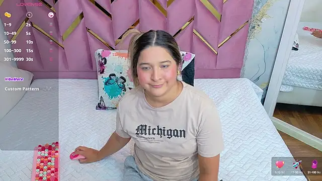 collegepawglovedaddy online show from 09.28.25