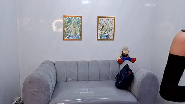 jesi daniels b online show from 02.02.25