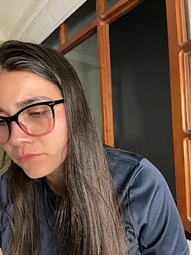 aurora divine online show from 10.13.25