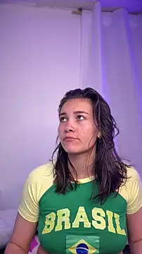 Snapshot of aurora_divine chatting on 06.19.26 aurora divine online show from 06.19.26