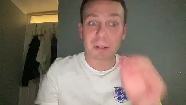 Snapshot of GotItGoin chatting on 09.25.25 GotItGoin online show from 09.25.25