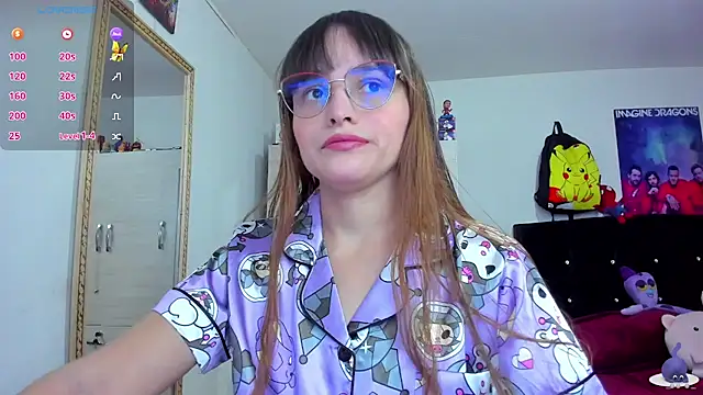 Snapshot of Lucyy-hess chatting on 02.13.25 Lucyy-hess online show from 02.13.25