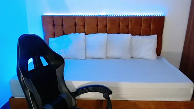 alexiaaross online show from 10.01.25