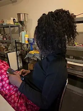 choclatepeaach online show from 01.13.26