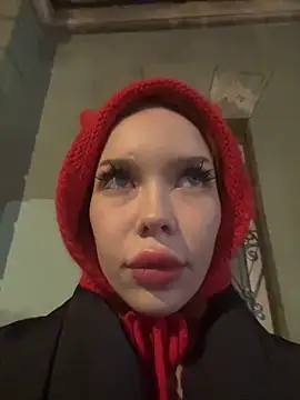 Snapshot of babydolll chatting on 01.06.25 babydolll online show from 01.06.25