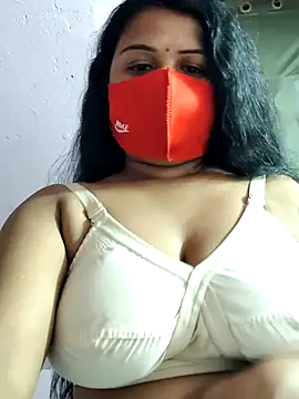 Snapshot of Dr_Chhaya chatting on 03.28.26 Dr Chhaya online show from 03.28.26