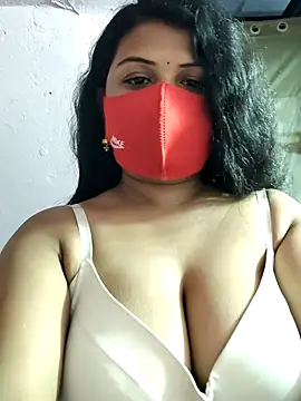 Snapshot of Dr_Chhaya chatting on 04.01.26 Dr Chhaya online show from 04.01.26