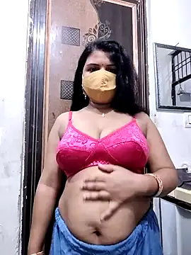 Snapshot of Dr_Chhaya chatting on 04.08.26 Dr Chhaya online show from 04.08.26