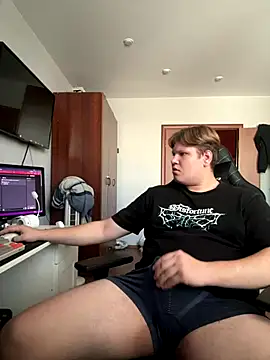 Snapshot of big_boy163 chatting on 10.20.25 big boy163 online show from 10.20.25