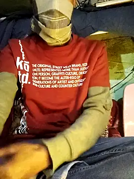 Snapshot of scmylife chatting on 01.26.25 scmylife online show from 01.26.25