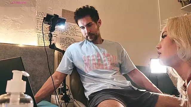 2lust online show from 12.22.25