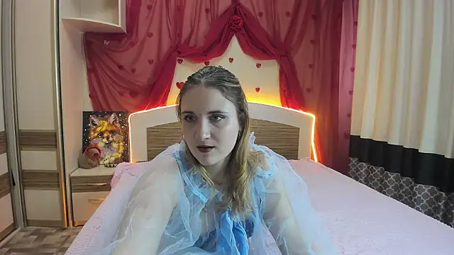 Miss Elsa  online show from 03.26.26