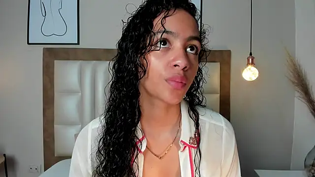 AntonellaHall  online show from 12.14.25