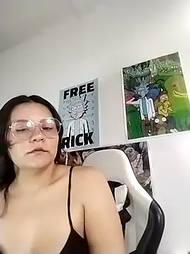 Snapshot of gigiqueen_18 chatting on 05.07.26 gigiqueen 18 online show from 05.07.26