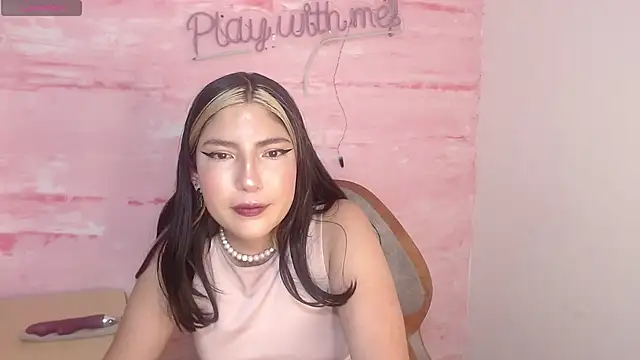 Sophia Watson  online show from 12.07.24