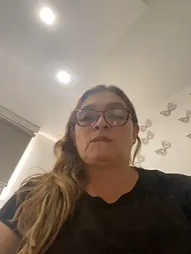 AntonellaAlondra4 online show from 02.11.25