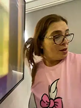 AntonellaAlondra4 online show from 03.20.25