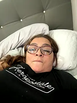 AntonellaAlondra4 online show from 09.16.25