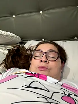 AntonellaAlondra4 online show from 11.22.25