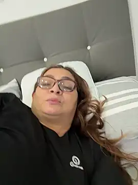 AntonellaAlondra4 online show from 04.17.26