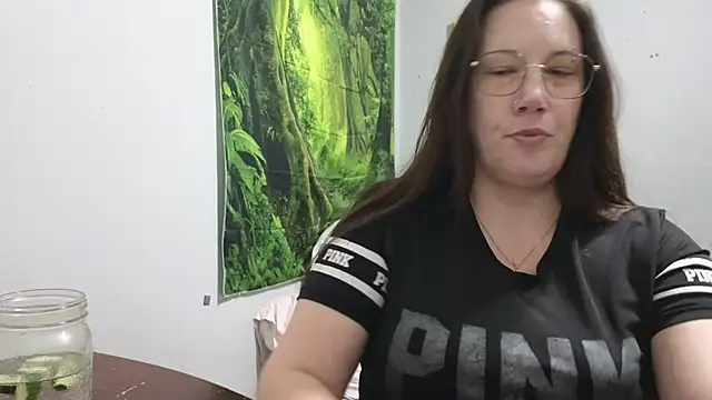 ThickGirlsDoItBetter online show from 01.22.25