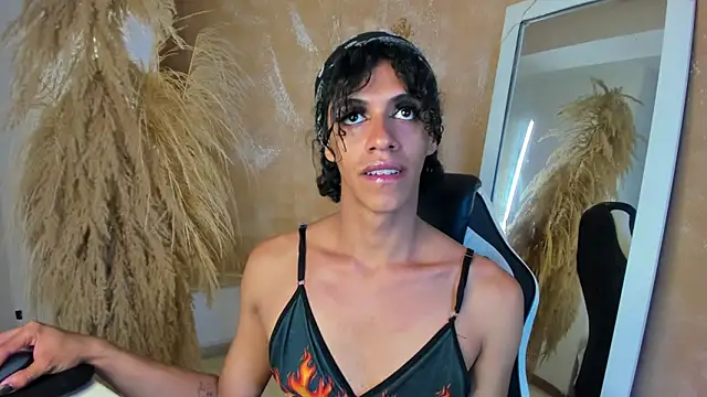 APRILL FOXX online show from 03.17.26