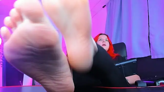 NielletaBlossom online show from 01.08.25