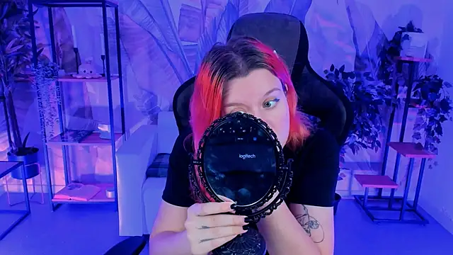 NielletaBlossom online show from 03.08.25