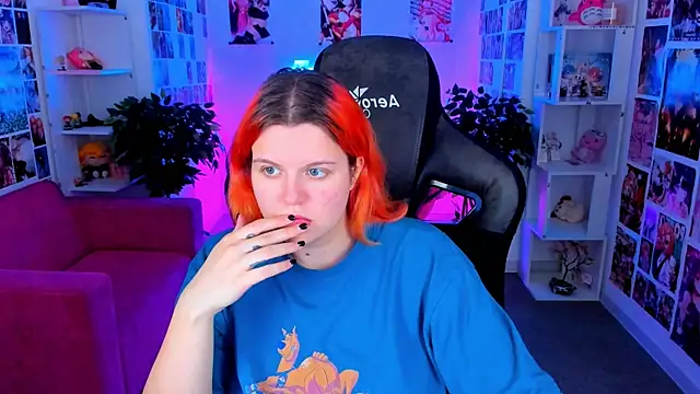 NielletaBlossom online show from 03.11.25