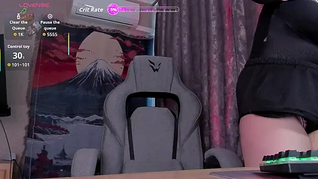 NielletaBlossom online show from 04.10.26