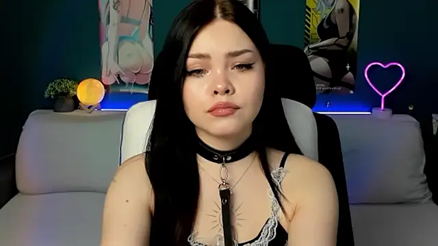 Snapshot of AkiraKatsu chatting on 01.30.25 AkiraKatsu online show from 01.30.25