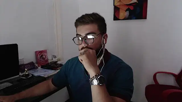 Snapshot of Dylanwish chatting on 01.24.25 Dylanwish online show from 01.24.25