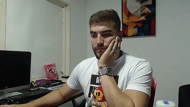 Snapshot of Dylanwish chatting on 02.11.25 Dylanwish online show from 02.11.25