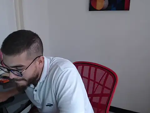 Snapshot of Dylanwish chatting on 09.17.25 Dylanwish online show from 09.17.25