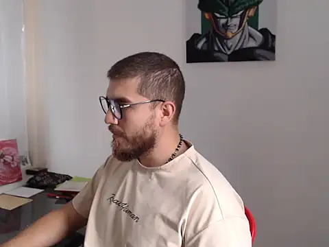 Snapshot of Dylanwish chatting on 09.30.25 Dylanwish online show from 09.30.25