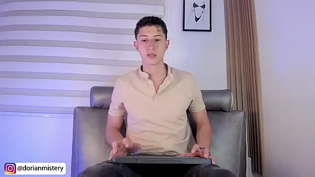 Dorianmistery2322  online show from 03.06.26