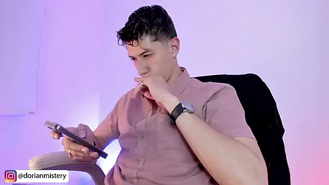 Dorianmistery2322  online show from 04.10.26