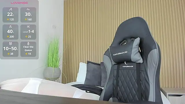 gipsela gomez online show from 02.25.25