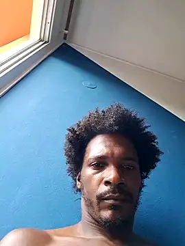 Snapshot of pikolo97 chatting on 10.30.25 pikolo97 online show from 10.30.25