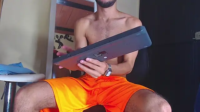 Snapshot of jhon_ath chatting on 11.11.25 jhon ath online show from 11.11.25