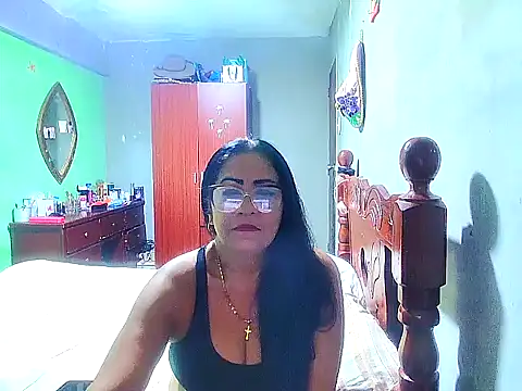 Snapshot of rosi_pamela chatting on 12.09.24 rosi pamela online show from 12.09.24