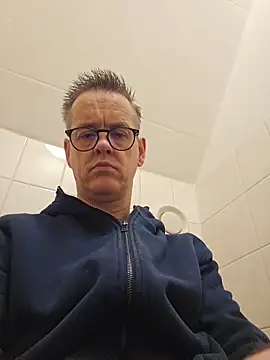 Hectorthyssen1 online show from 03.15.26